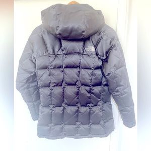 The North Face Metro Grey Satin Shiny Down Jacket Small Women Mid Length 2000’s